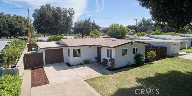 Property photo of 3893 Overland ST
