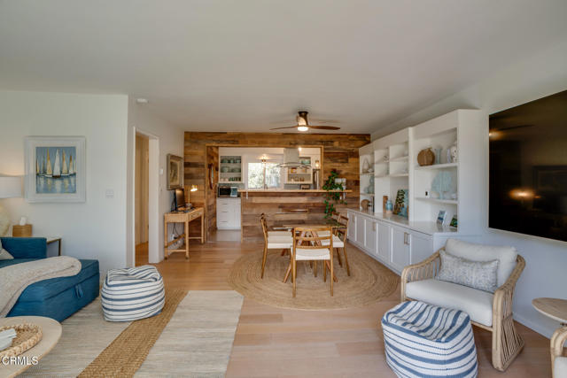 Property photo of 1570 Via Capri