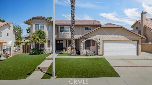 Property photo of 41544 Sandalwood PL