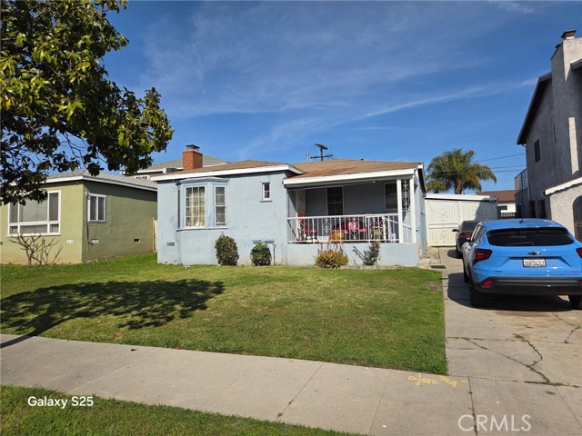 Property photo of 10404 S Gramercy PL