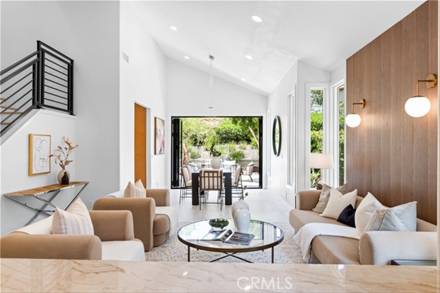 Property photo of 15 Glastonbury PL