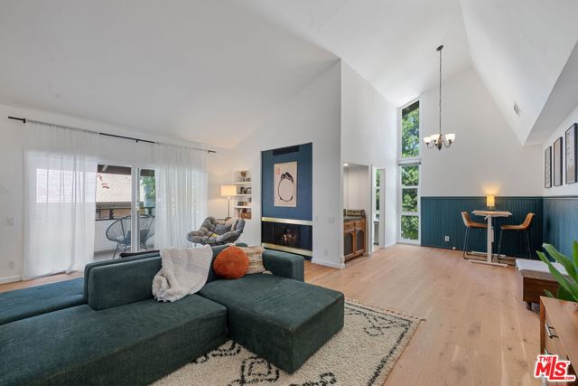 Property photo of 31568 Agoura RD