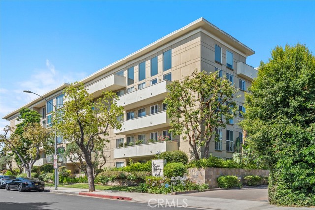 Property photo of 4949 Genesta AV