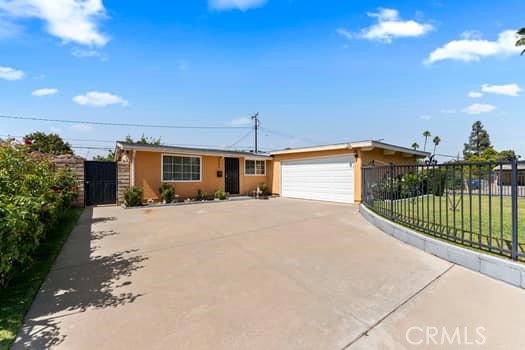 Property photo of 17059 E Groverdale ST