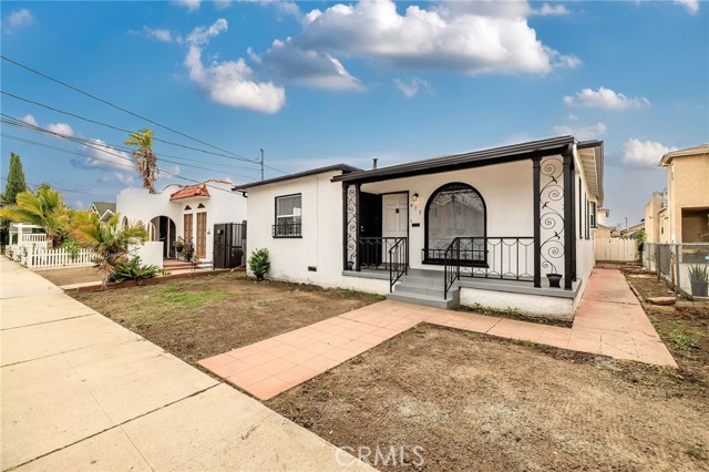 Property photo of 473 W 17th ST