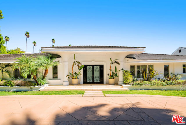 Property photo of 716 N Beverly DR