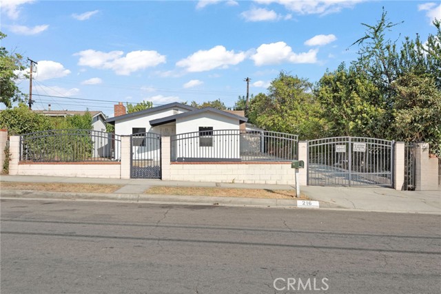 Property photo of 216 S Sandalwood AV