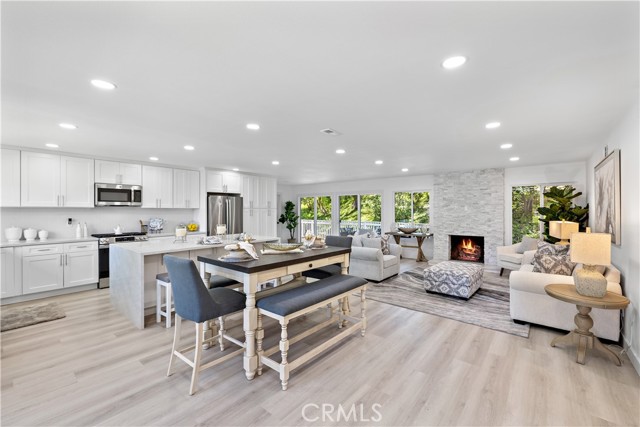 Property photo of 23902 VIA LUGONES