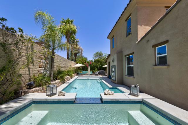 Property photo of 419 Tan Oak DR