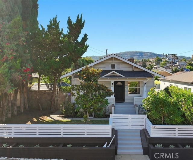 Photo of 235 S Meyler St