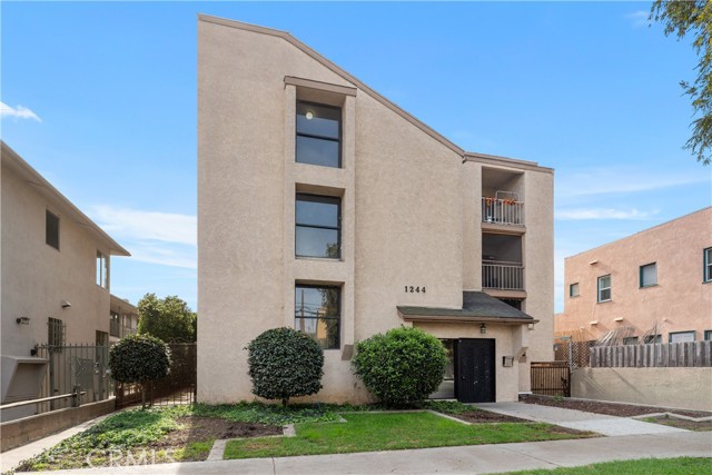 Property photo of 1244 E 3rd