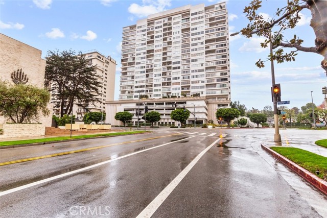 Property photo of 10501 Wilshire