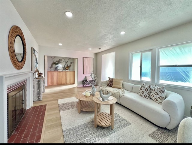 Property photo of 14021 Fernview