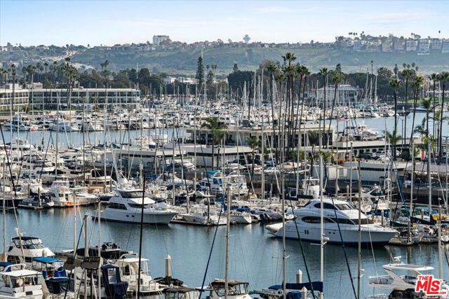 Property photo of 4314 Marina City DR