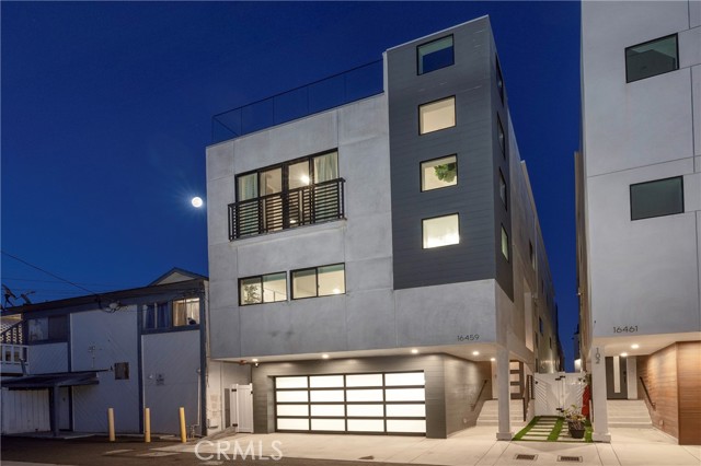 Property photo of 16459 24th