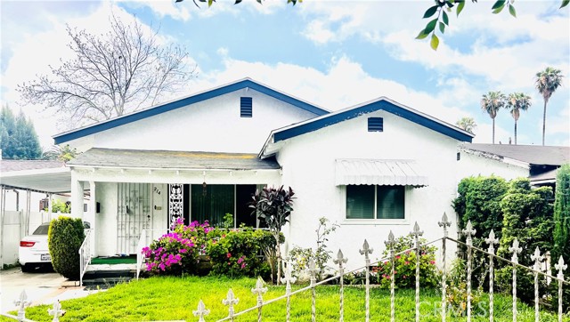 Property photo of 214 E 92nd