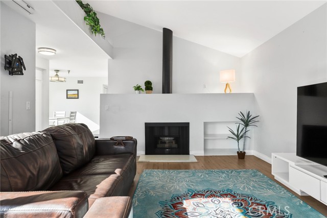 Property photo of 5475 Twin Lakes DR