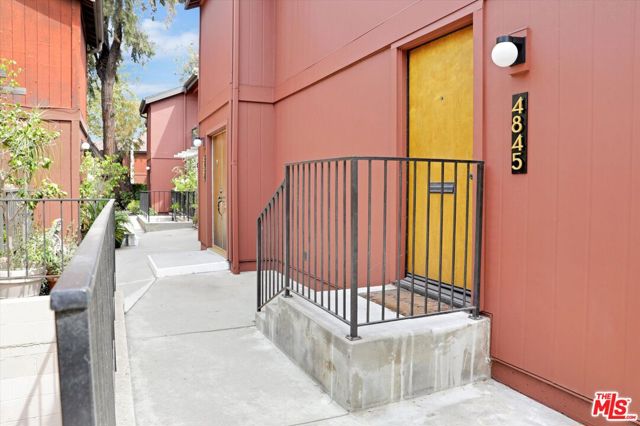 Property photo of 4845 Maytime LN