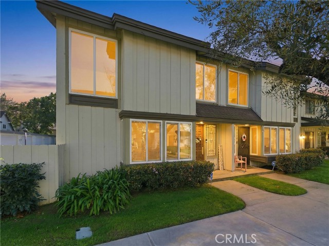 Photo of 9712 Karmont