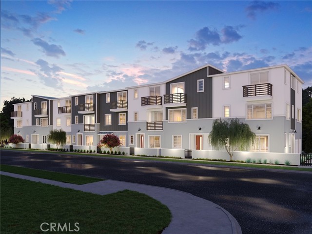 Property photo of 1468 W Longview LN