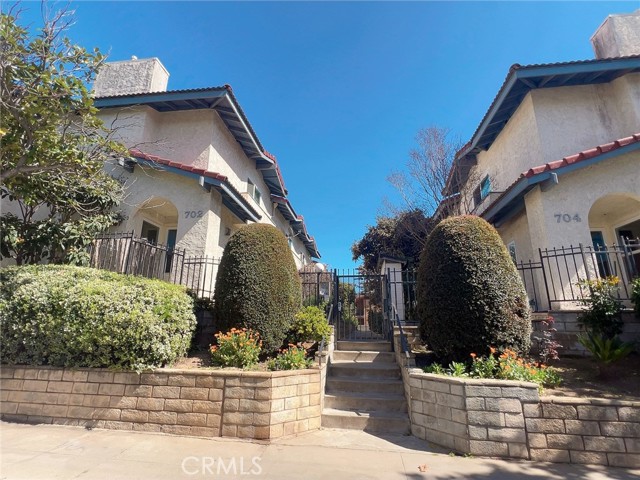 Property photo of 702 S Stoneman Ave