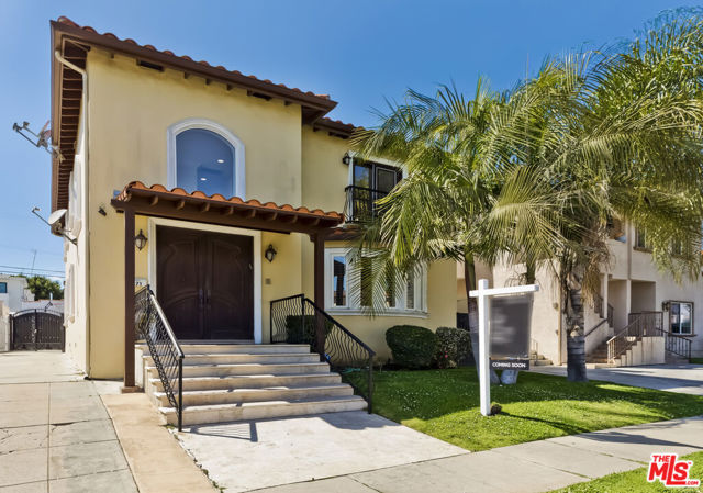 Property photo of 1471 S Crest DR