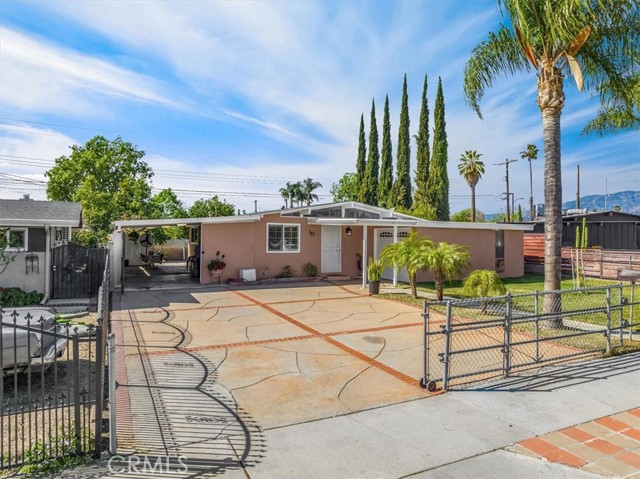 Property photo of 1423 Orchard LN