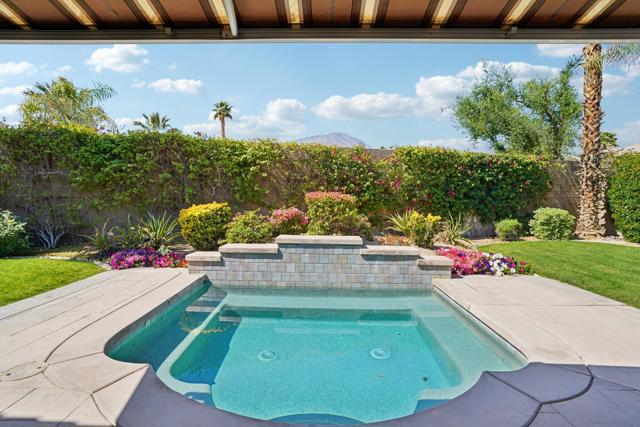 Property photo of 60285 Sweetshade LN