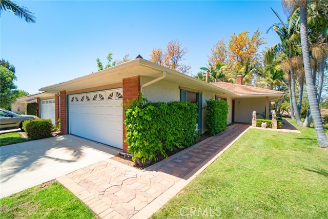 Property photo of 2 Featherwood