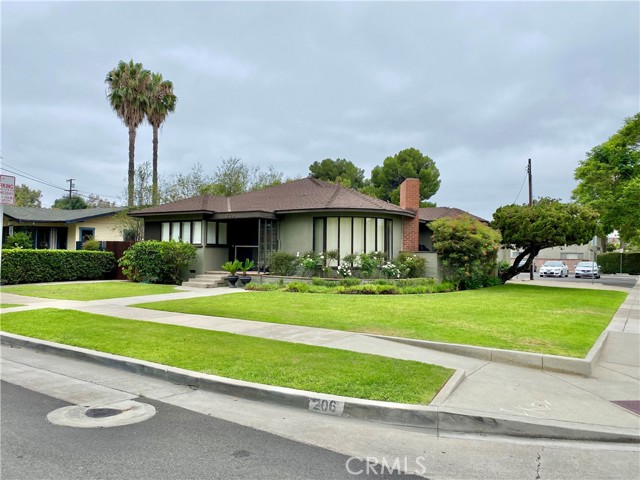 Property photo of 206 S Center ST