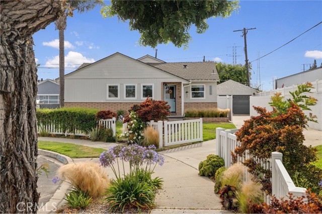 Property photo of 19125 Anza AV
