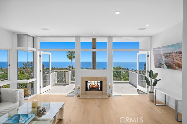 Property photo of 1061 Skyline DR