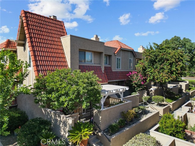 Property photo of 17910 River CR