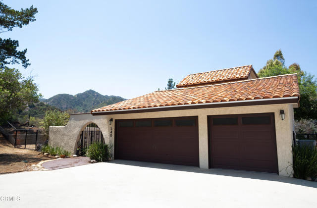 Photo of 548 Live Oak Circle Dr