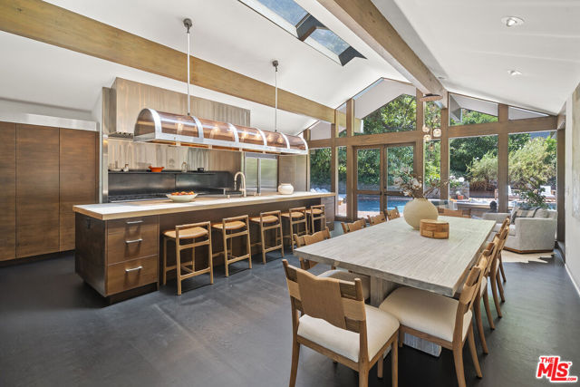 Property photo of 3 Latimer RD