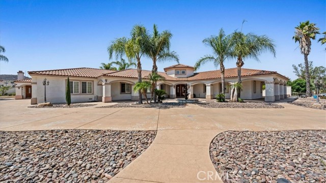 Property photo of 29935 Maxine LN