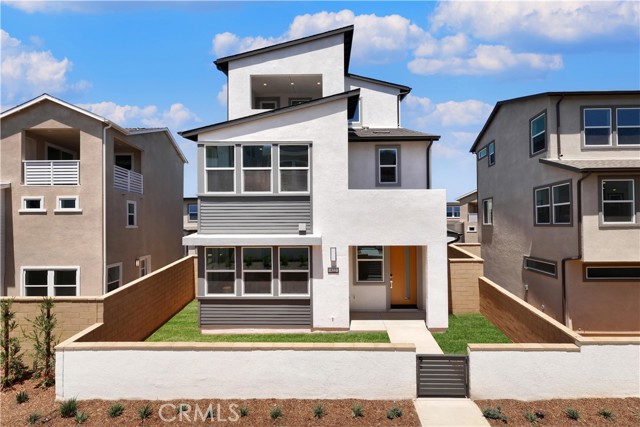 Property photo of 422 Lobata