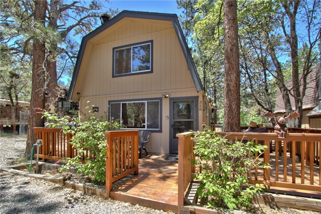 Property photo of 358 Los Angeles AV