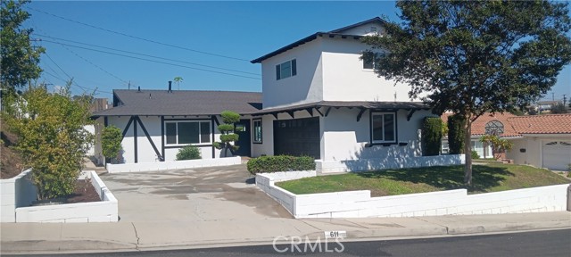 Photo of 611 Taylor Dr