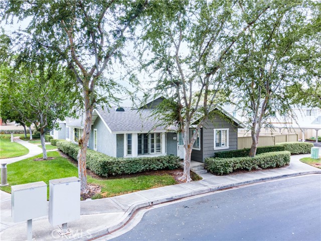 Property photo of 63 Thicket