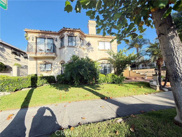 Property photo of 856 S Marengo