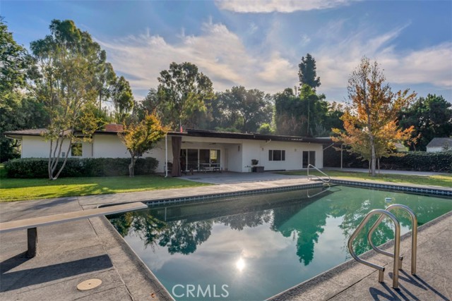 Photo of 8359 Melvin Av