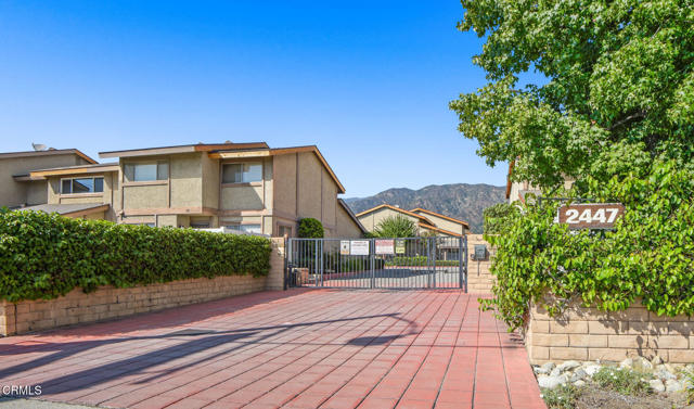 Photo of 2447 Huntington Dr