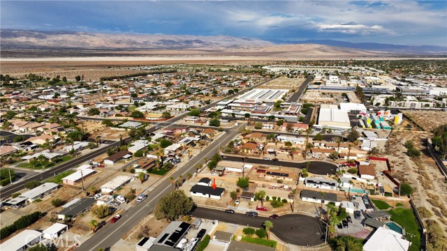 Property photo of 717 W Gateway