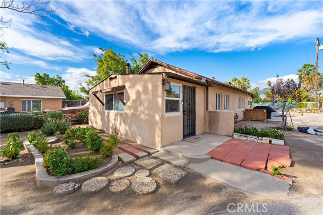 Property photo of 352 E 16th