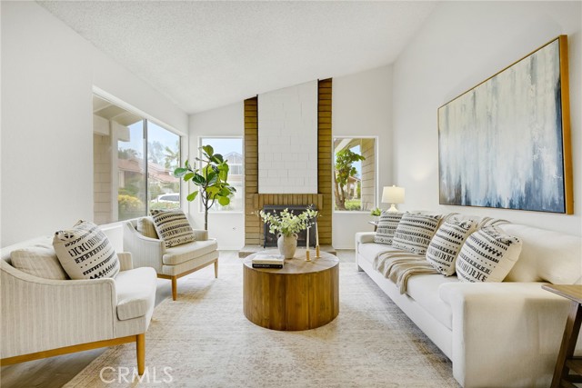 Property photo of 19019 Vickie