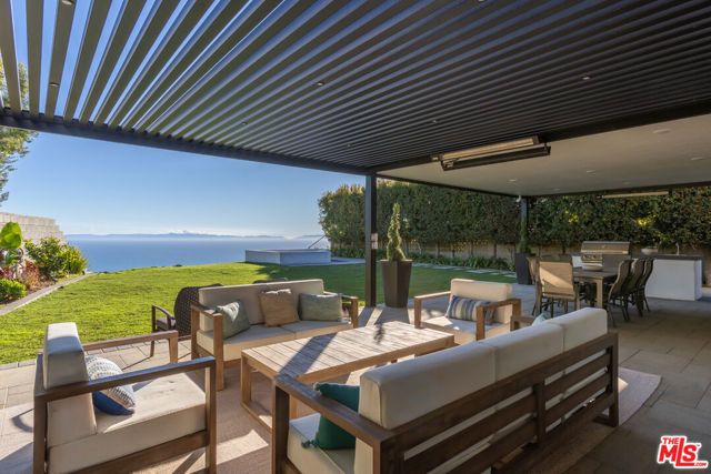 Property photo of 3304 Seaclaire DR