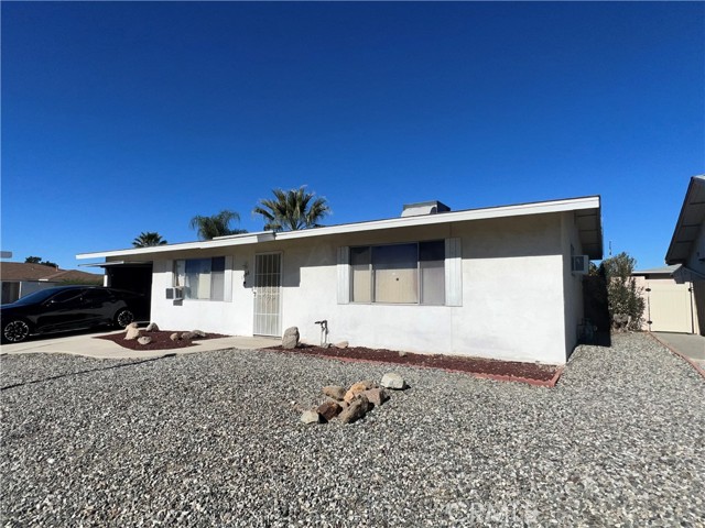 Property photo of 1598 W Wesley PL