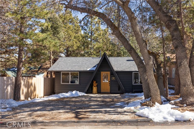 Property photo of 737 Sunset LN