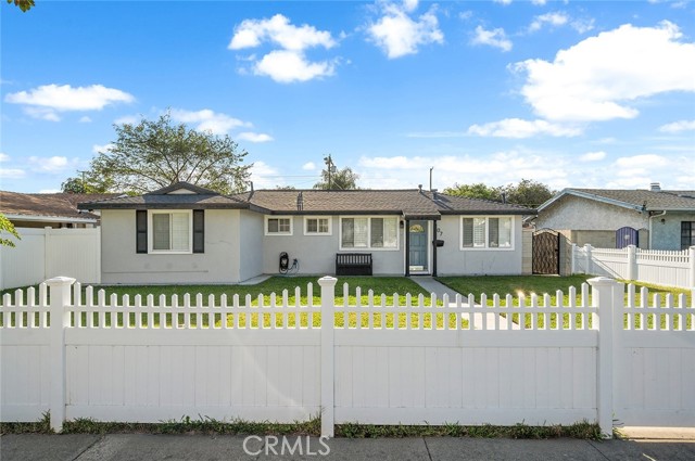 Property photo of 707 S Pine DR